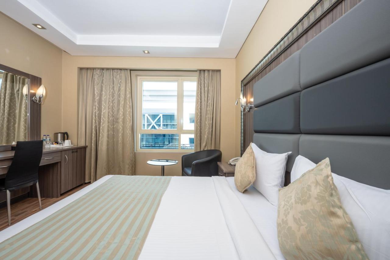Pearl Swiss Hotel Dubai Exterior photo
