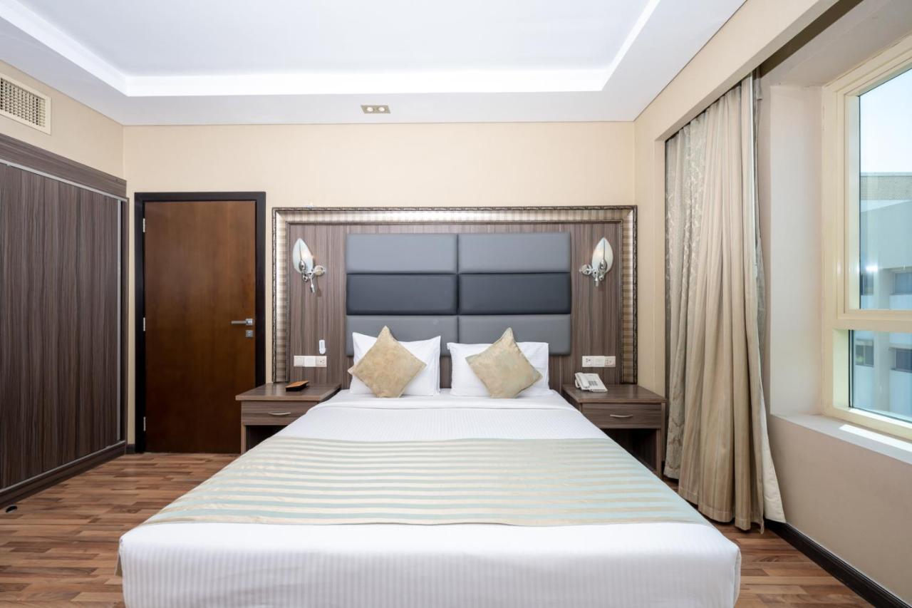 Pearl Swiss Hotel Dubai Exterior photo