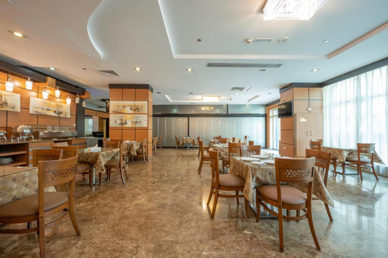 Pearl Swiss Hotel Dubai Exterior photo