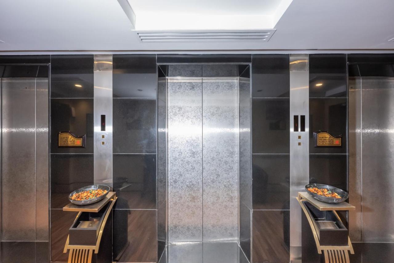 Pearl Swiss Hotel Dubai Exterior photo