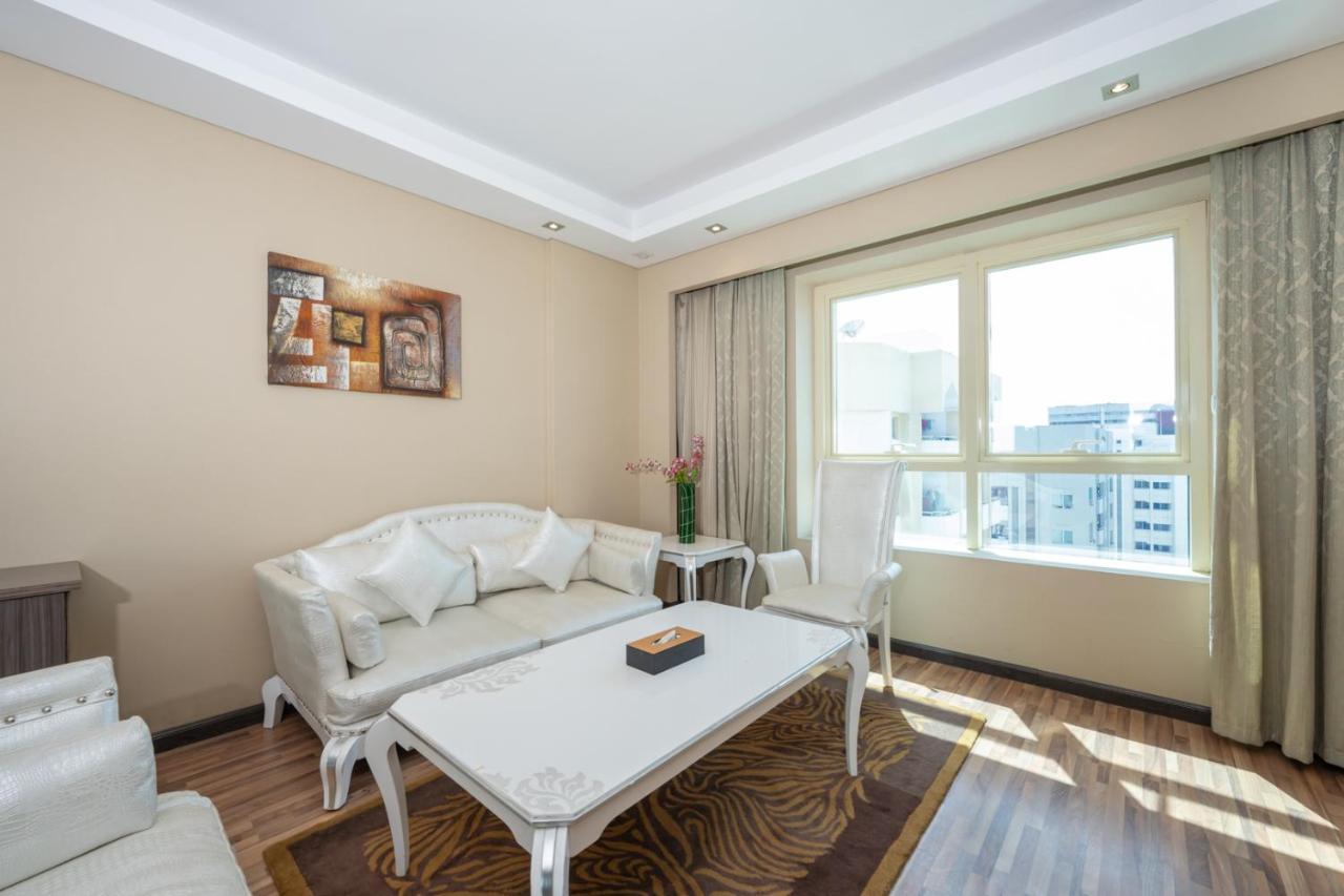 Pearl Swiss Hotel Dubai Exterior photo